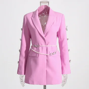 Новинка весны 2023, костюм с вырезом на рукаве и бантом из горного хрусталя, жакет с жемчужной цепочкой, топ с поясом, Темпераментное розовое пальто + пояс, модное женское платье