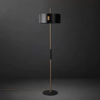 Современный креативный светодиодный торшер, используемый в гостиной рядом с диваном, прикроватный светильник в спальне, черный торшер в кабинете